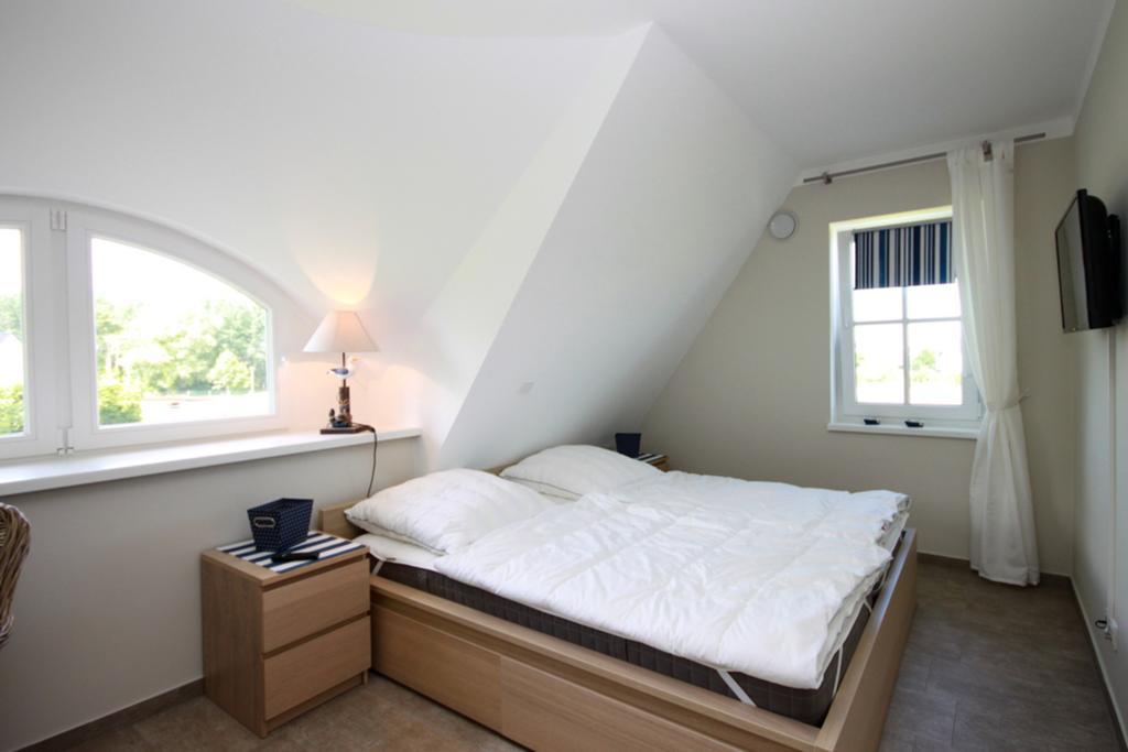 Reetdachhaeuser Boergerende Luaran gambar